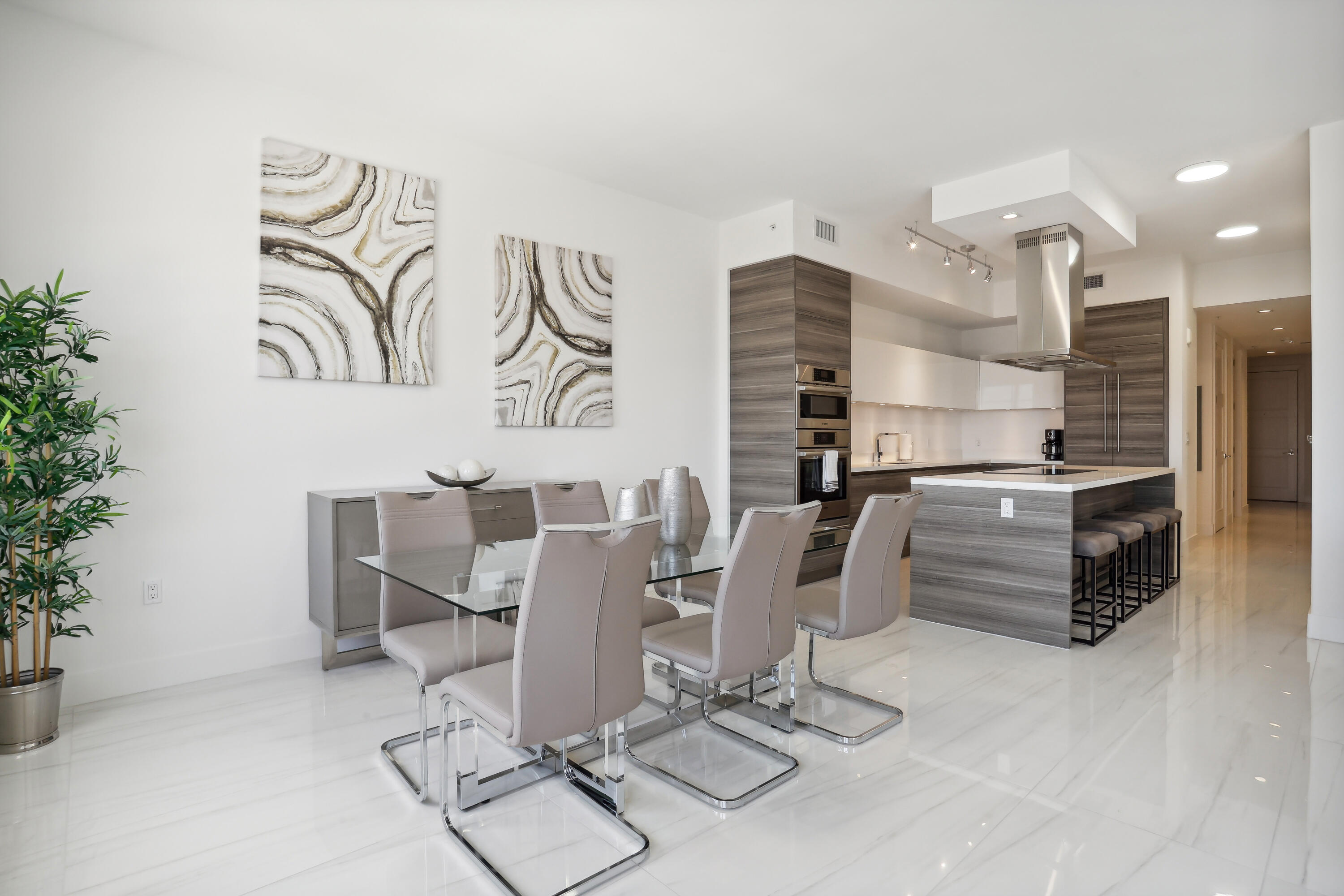 155 East Boca Raton Road, Unit 1114 Boca Raton, FL 33432 - Photo 5 of 61 Dining Area