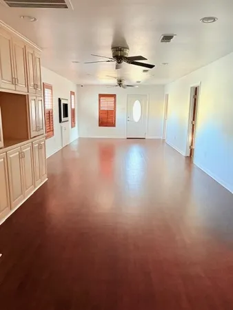 $475,000 | 300 Westminster Street, Kerrville, TX 78028