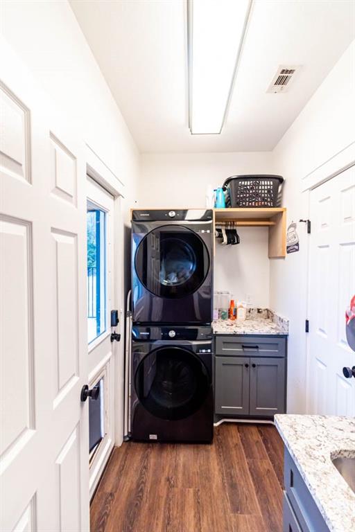 10800 Estate Lane Terrell, TX 75161 - Photo 24 of 30 a kitchen with a stove and a refrigerator