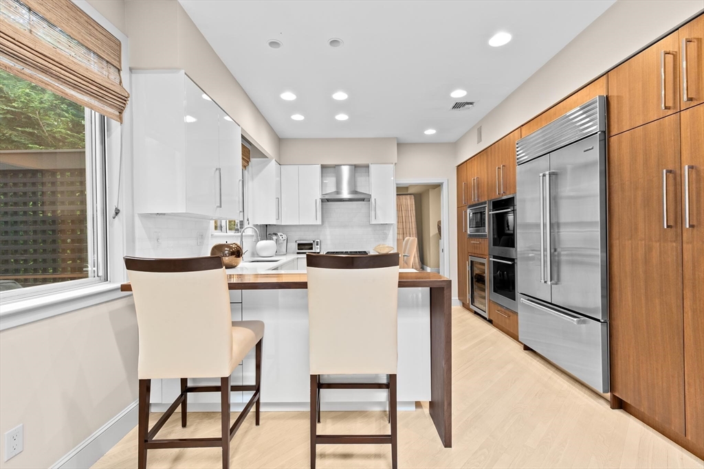 202 Allandale Road, Unit A Boston, MA 02467 - Photo 6 of 28