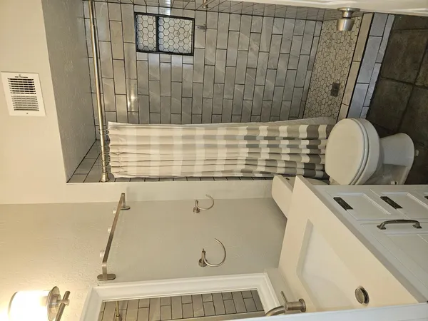 $1,895 | 555 North May, Unit 35, Mesa, AZ 85201