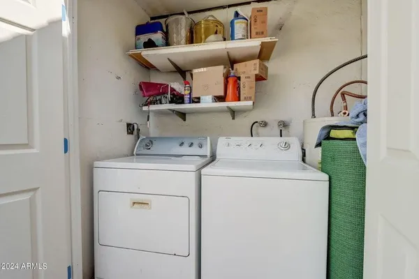 $1,895 | 555 North May, Unit 35, Mesa, AZ 85201