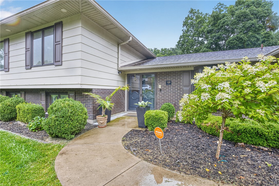 1480 Ambridge Road Dayton, OH 45459 - Photo 5 of 46 Gallery Image 5