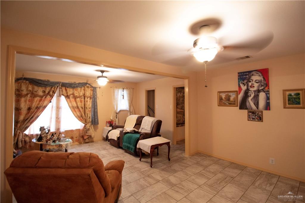 1007 East Solar Drive Mission, TX 78574 - Photo 17 of 24