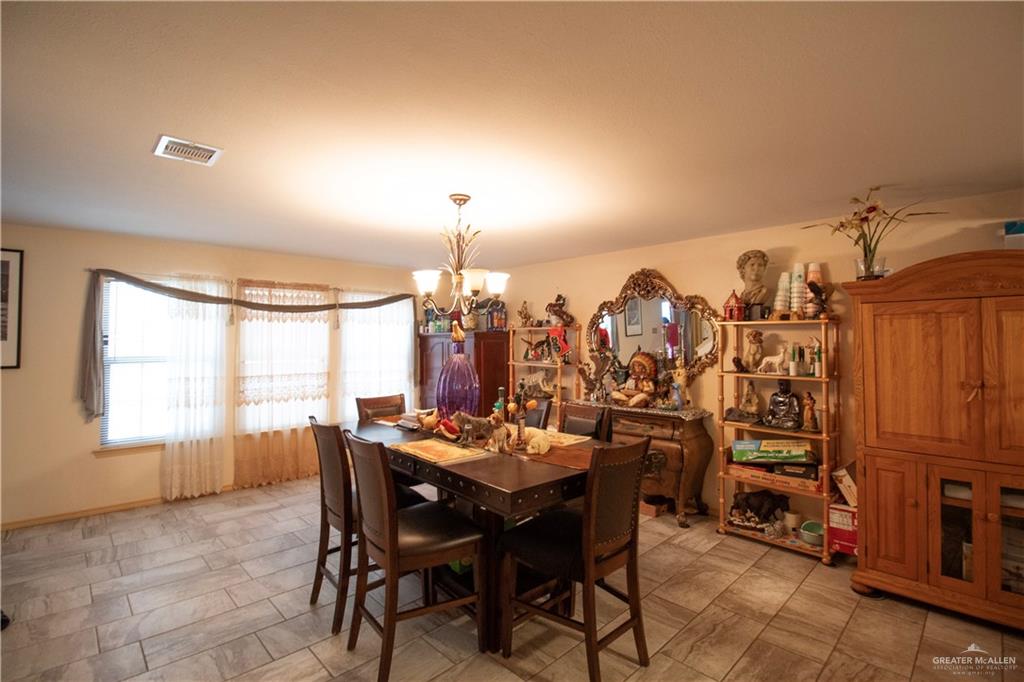1007 East Solar Drive Mission, TX 78574 - Photo 7 of 24