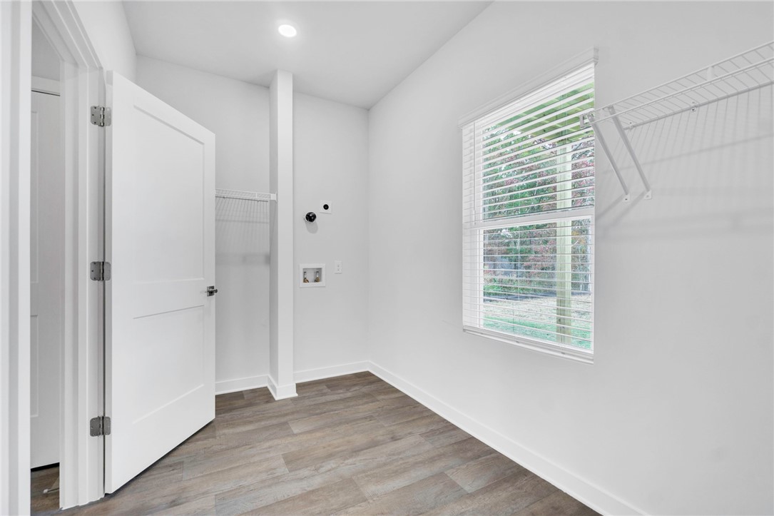 4501 Keys Street Anderson, SC 29624 - Photo 12 of 32 Primary on Main Walk-in Closet with washer/dryer hookup