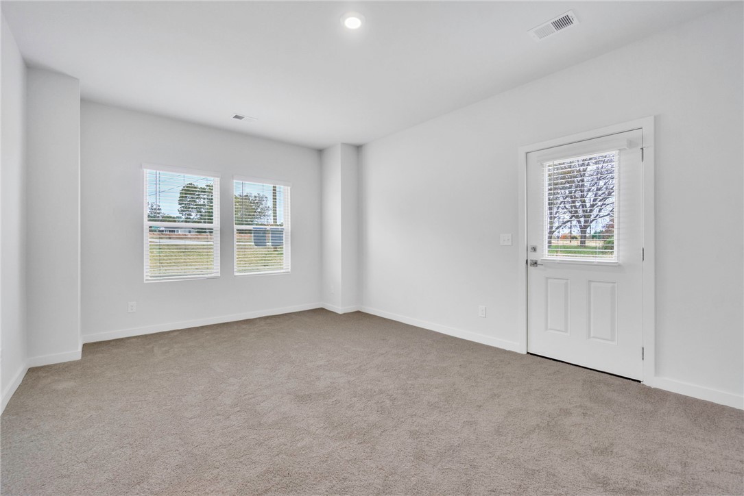 4501 Keys Street Anderson, SC 29624 - Photo 8 of 32 Primary on Main separate entrance