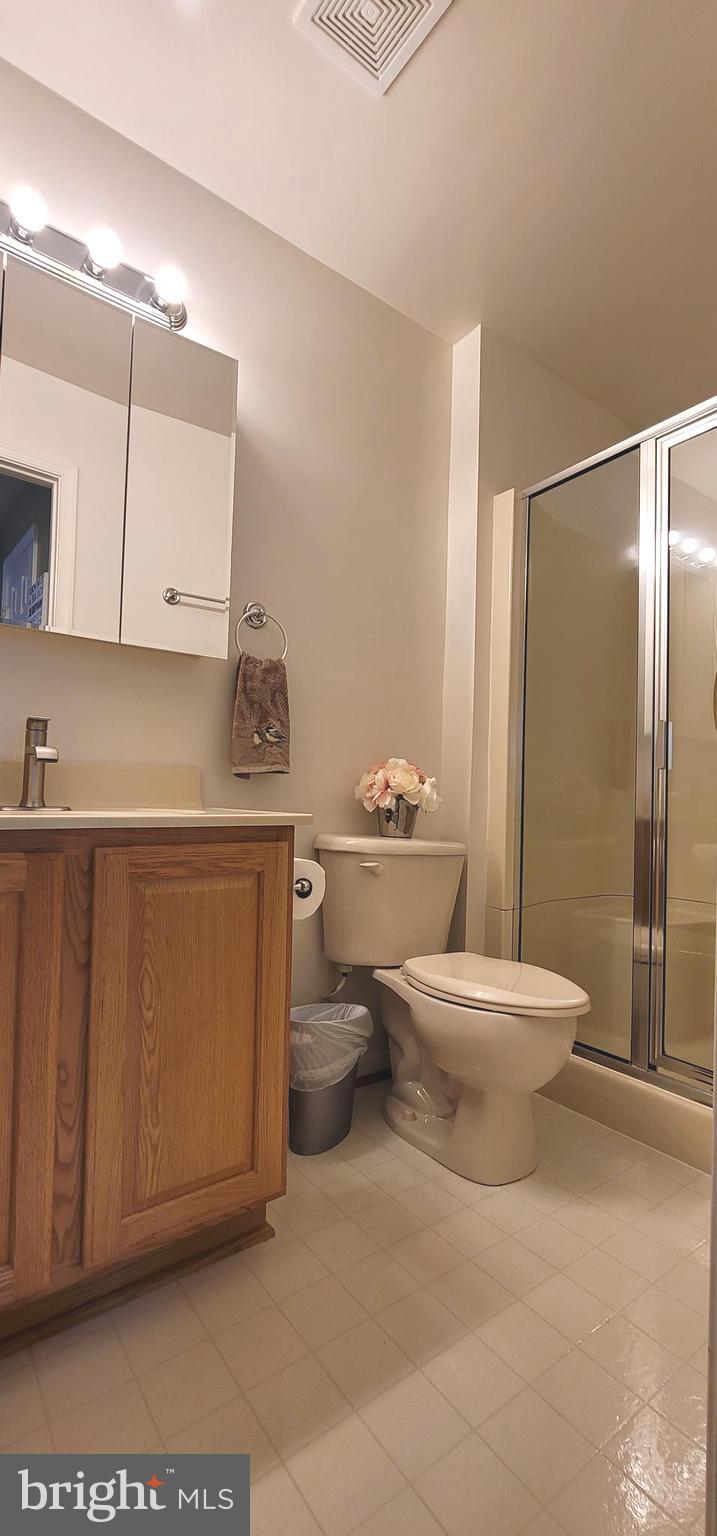 1925 Cradock Street Silver Spring, MD 20905 - Photo 15 of 25