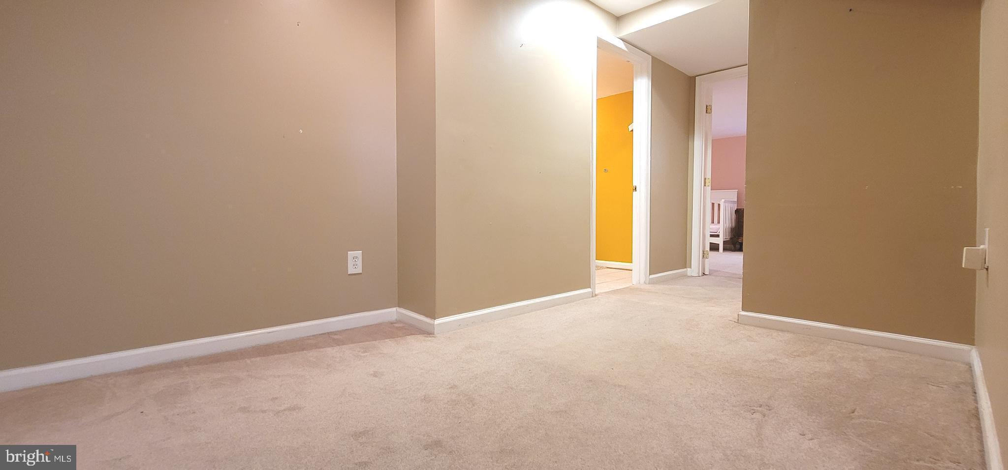 1925 Cradock Street Silver Spring, MD 20905 - Photo 20 of 25