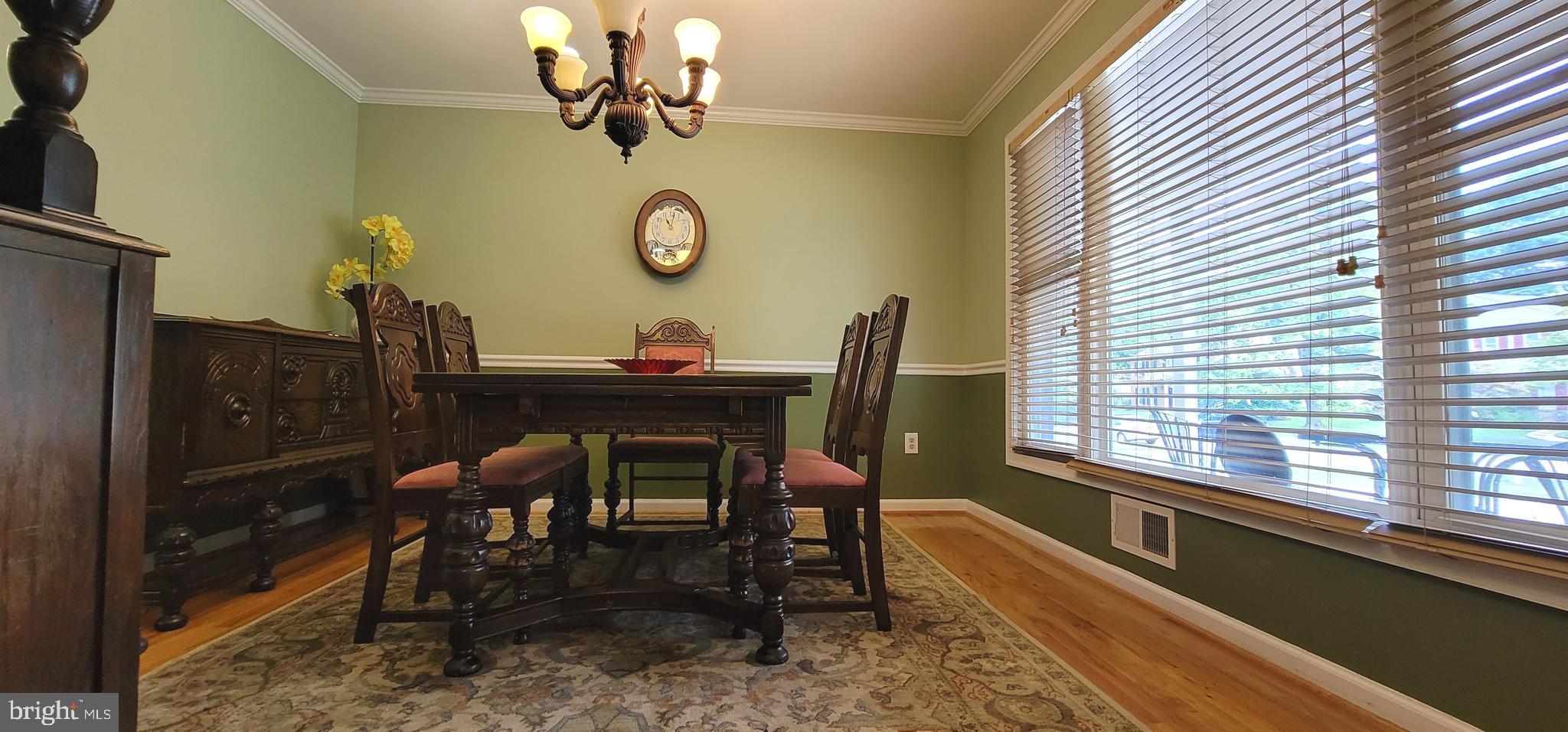 1925 Cradock Street Silver Spring, MD 20905 - Photo 3 of 25
