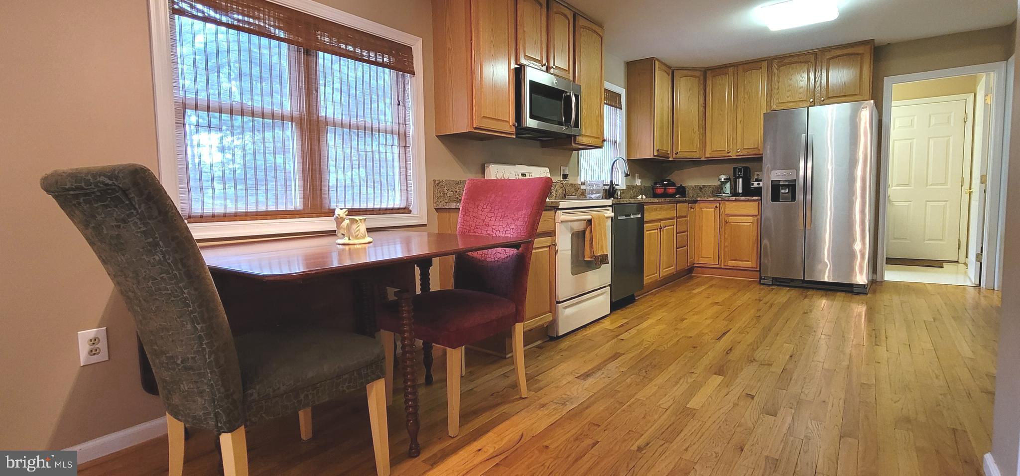1925 Cradock Street Silver Spring, MD 20905 - Photo 6 of 25