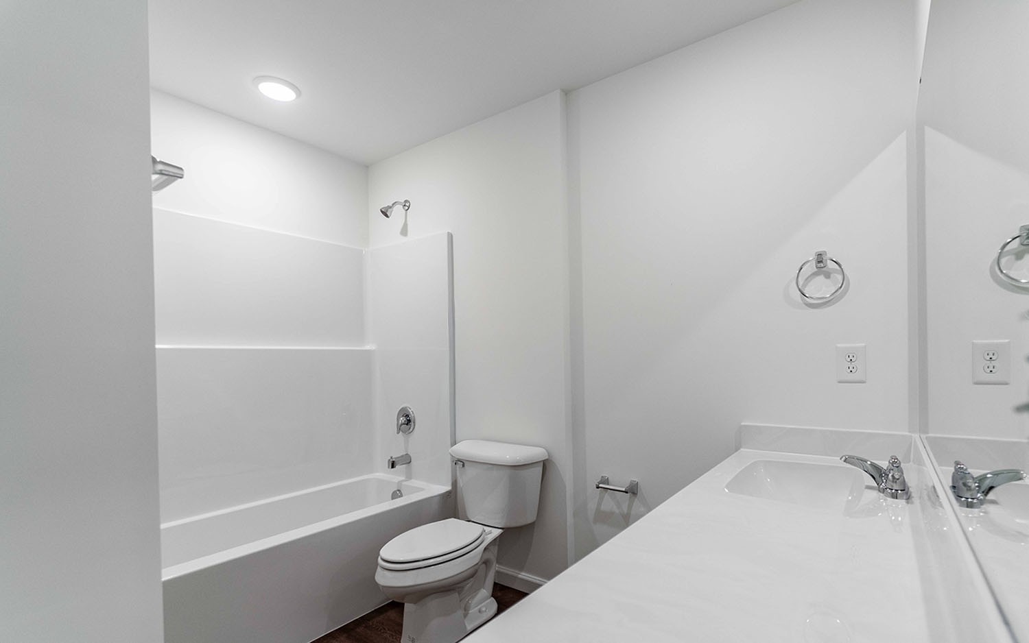 77 Stonehenge Lane Manchester, TN 37355 - Photo 5 of 16 a bathroom with a sink a toilet and shower