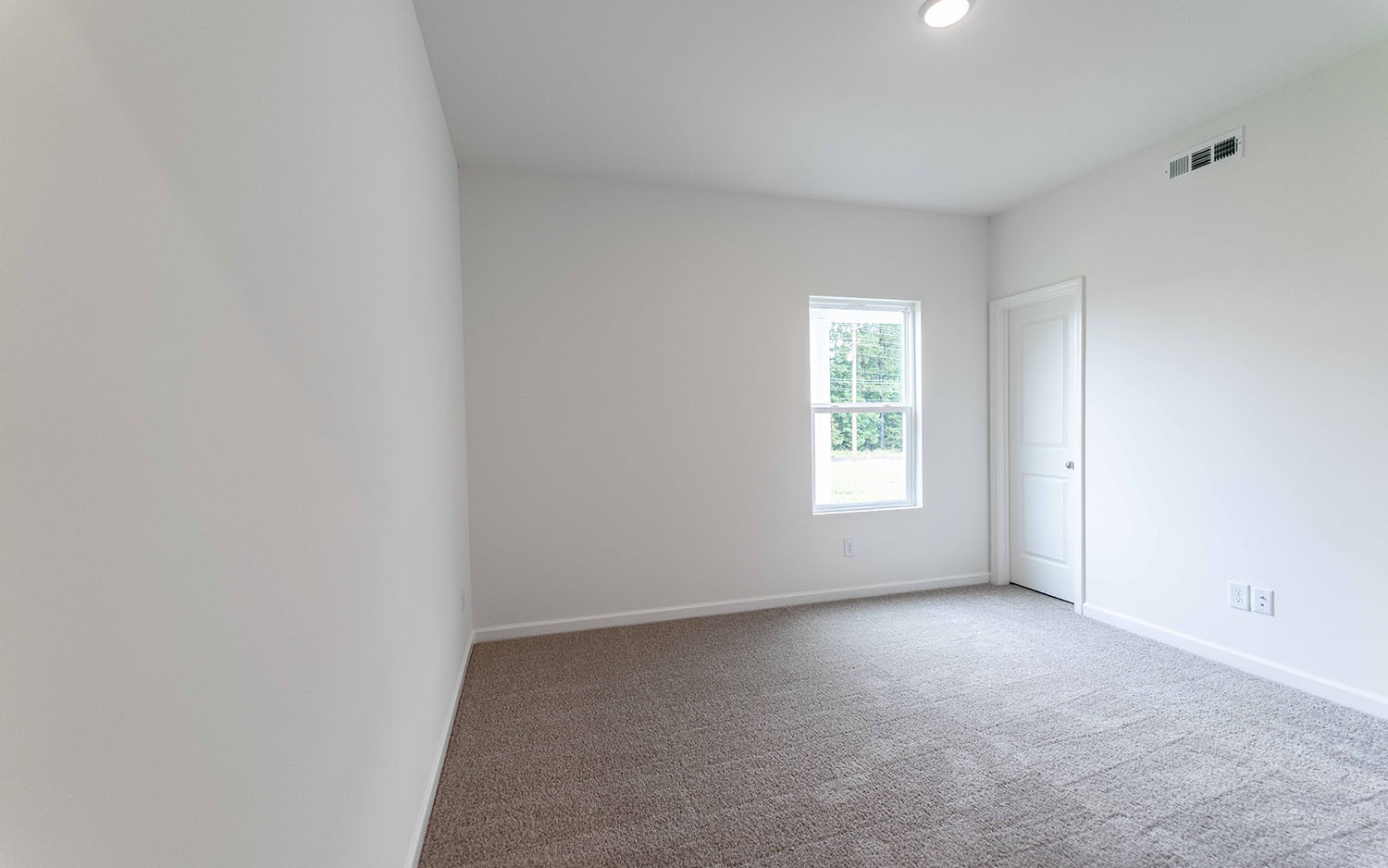 77 Stonehenge Lane Manchester, TN 37355 - Photo 9 of 16 a view of an empty room with a window