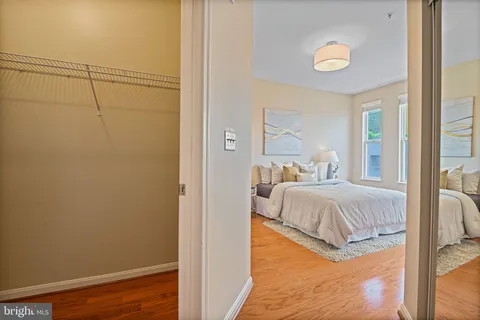 $515,000 | 2655 Prosperity Avenue, Unit 109, Fairfax, VA 22031