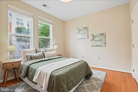 $515,000 | 2655 Prosperity Avenue, Unit 109, Fairfax, VA 22031