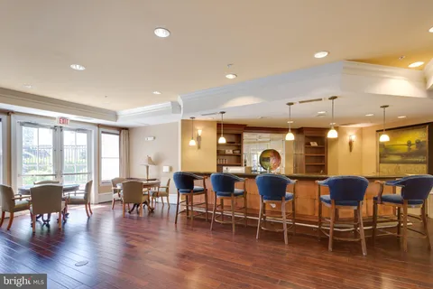 $515,000 | 2655 Prosperity Avenue, Unit 109, Fairfax, VA 22031