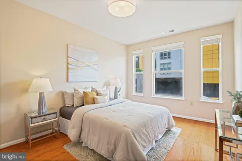 $515,000 | 2655 Prosperity Avenue, Unit 109, Fairfax, VA 22031
