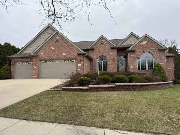 $495,900 | 649 Roxbury Road, Rockford, IL 61107