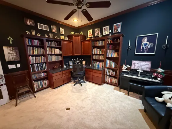 $495,900 | 649 Roxbury Road, Rockford, IL 61107