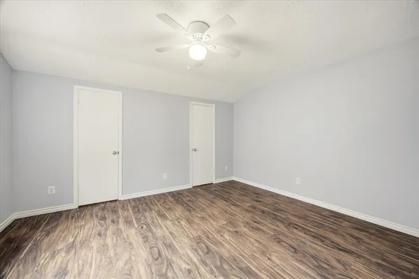 $284,900 | 3022 Eastpark Drive, Garland, TX 75044