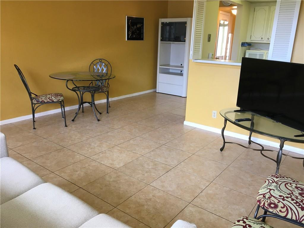 273 Preston F, Unit 273 Boca Raton, FL 33434 - Photo 6 of 28 Photo 6
