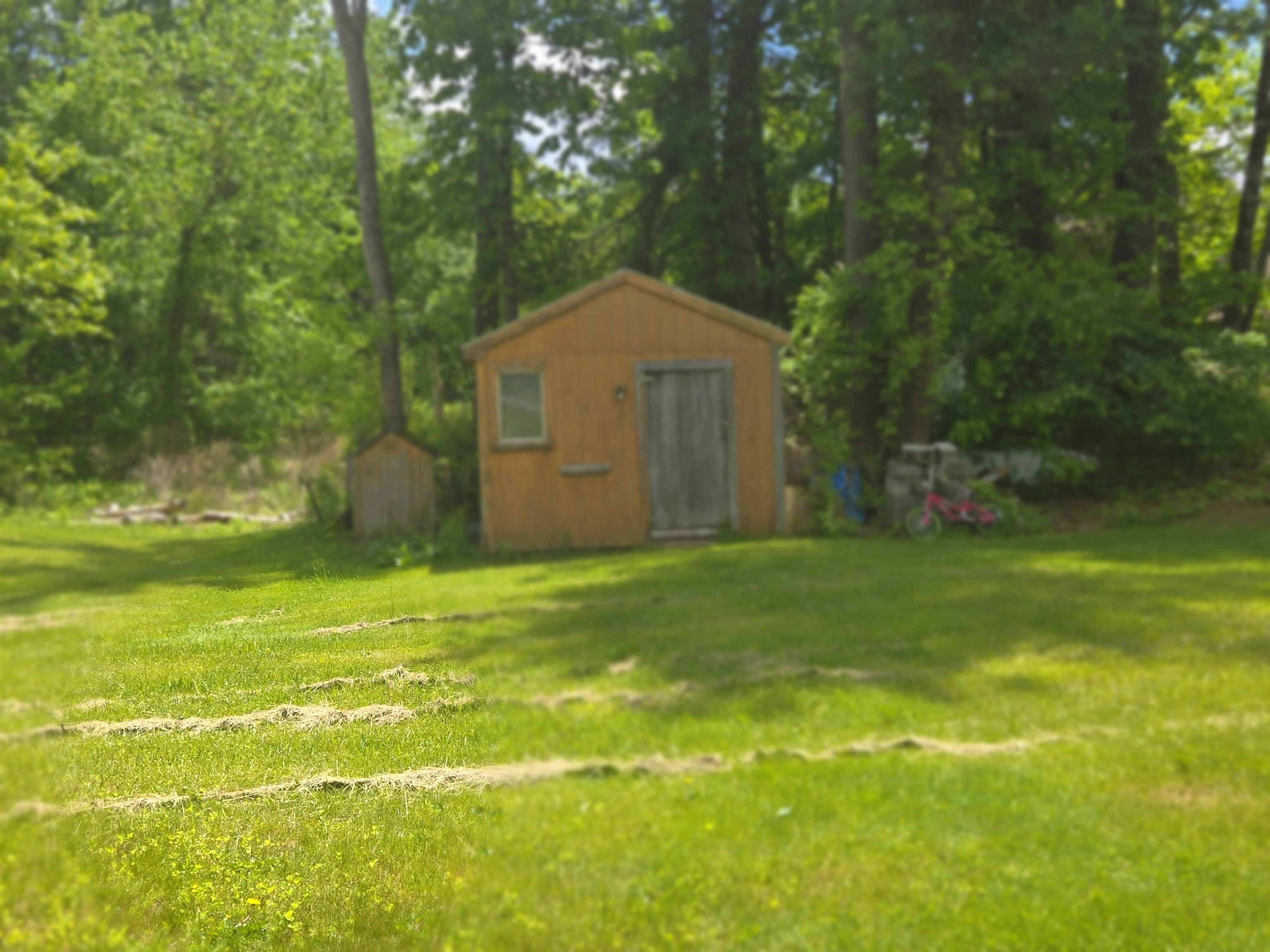 93 Gulf Road Derry, NH 03038 - Photo 3 of 14