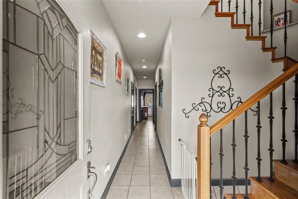 607 28th Street San Leon, TX 77539 - Photo 7 of 44 a view of stairs