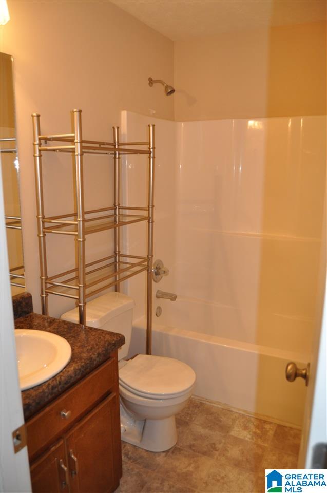 52 Angel Circle Weaver, AL 36277 - Photo 11 of 40