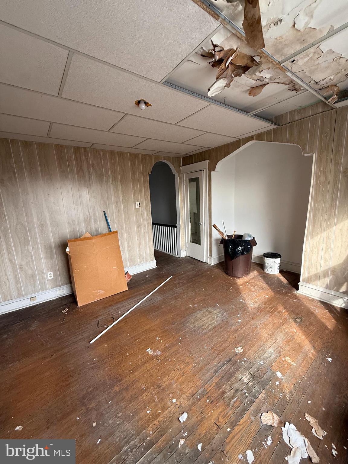 6726 Wyncote Avenue Philadelphia, PA 19138 - Photo 18 of 35 a view of a livingroom with a staircase