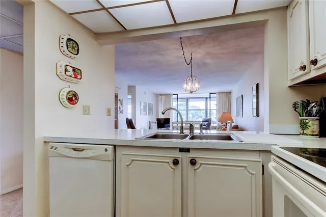 $159,000 | 14130 Rosemary Lane, Unit 3312, Largo, FL 33774