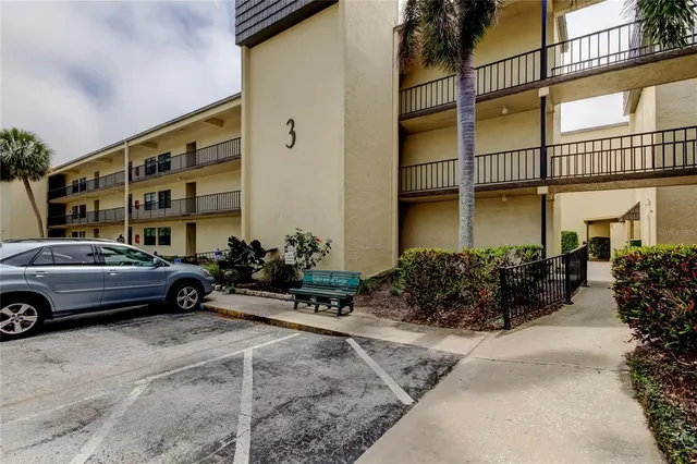 $159,000 | 14130 Rosemary Lane, Unit 3312, Largo, FL 33774