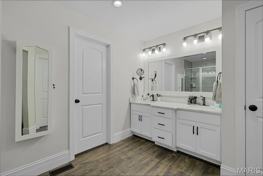 7675 Bethalto Road Bethalto, IL 62010 - Photo 19 of 51