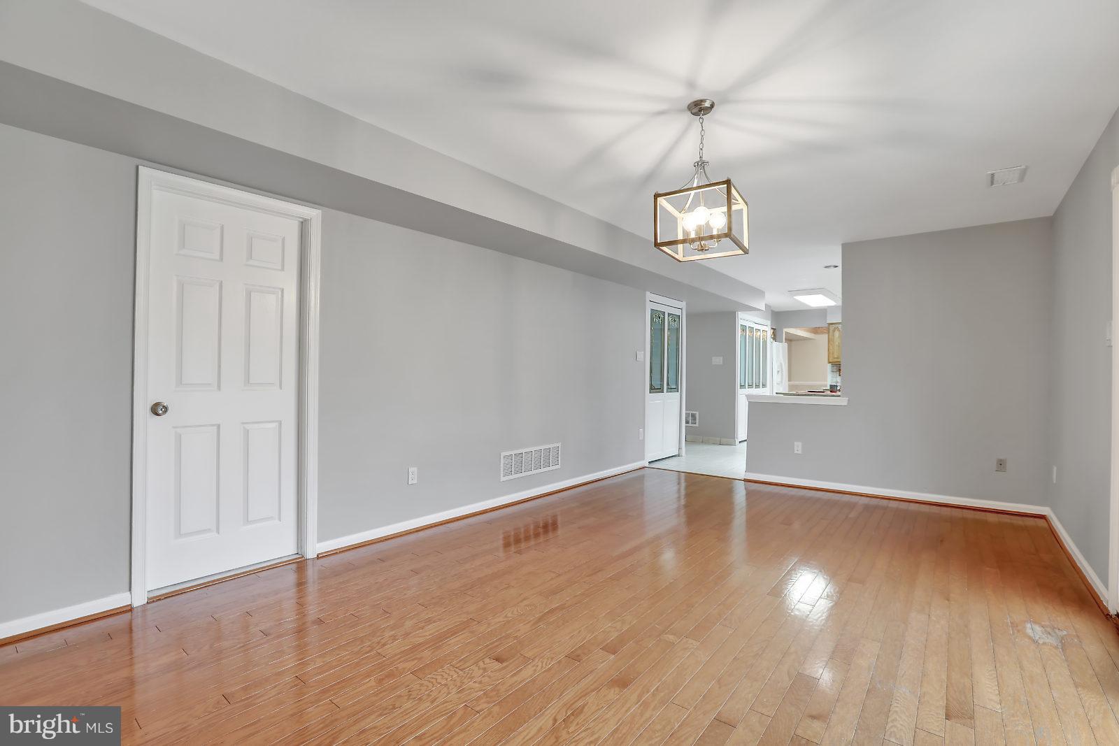 765 Cliff Road Bensalem, PA 19020 - Photo 11 of 26 Gallery Image 11