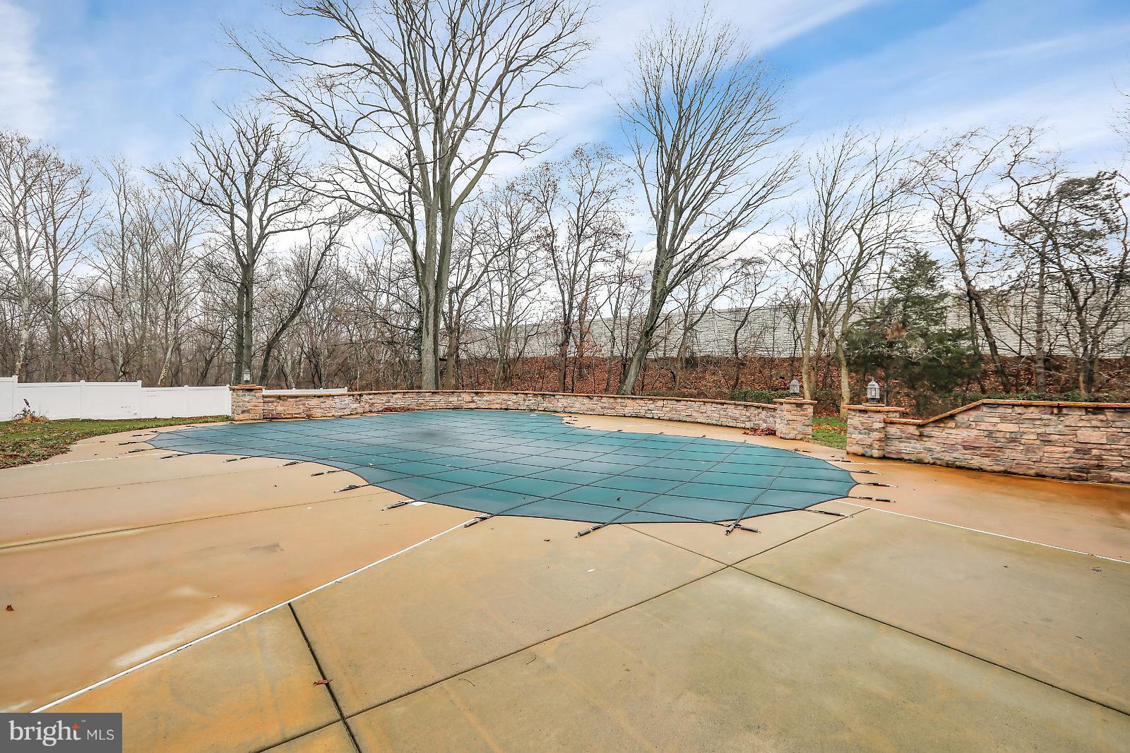 765 Cliff Road Bensalem, PA 19020 - Photo 24 of 26 Gallery Image 24