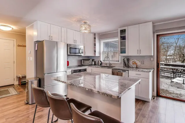 $675,000 | N3252 Robin Road, Geneva, WI 53147