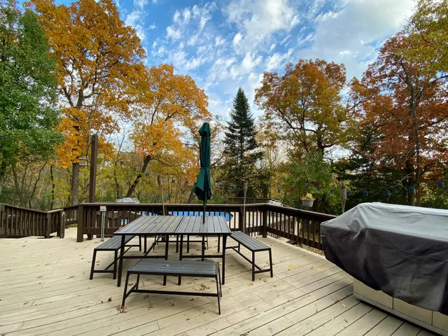 $675,000 | N3252 Robin Road, Geneva, WI 53147