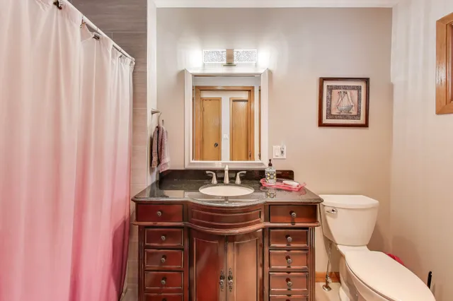 $675,000 | N3252 Robin Road, Geneva, WI 53147