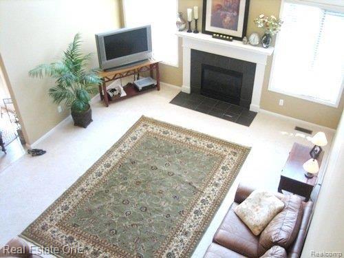 1462 Werth Drive Rochester, MI 48306 - Photo 9 of 17 great rm