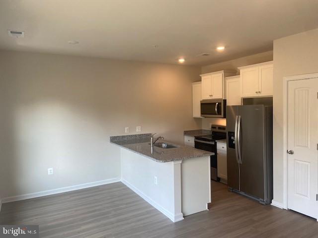 8159 Bartholomew Court Baltimore, MD 21206 - Photo 7 of 18 Kitchen