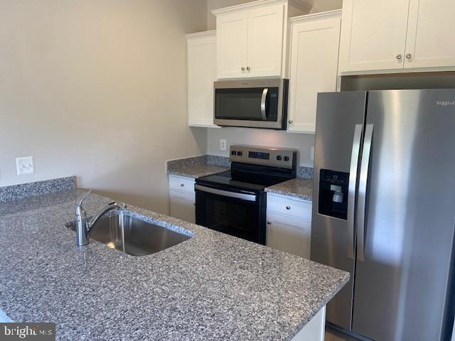 8159 Bartholomew Court Baltimore, MD 21206 - Photo 10 of 18 Kitchen