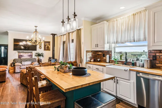 $450,000 | 26 Merrimac Trail, Pinedale, WY 82941