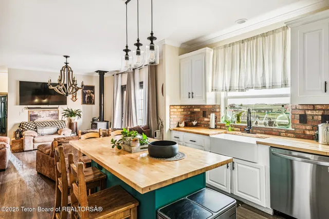 $450,000 | 26 Merrimac Trail, Pinedale, WY 82941