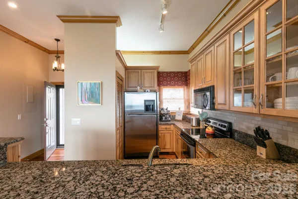 $550,000 | 140 Slickrock Road, Unit F3, Burnsville, NC 28714