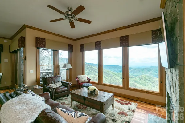 $550,000 | 140 Slickrock Road, Unit F3, Burnsville, NC 28714