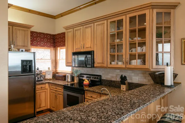 $550,000 | 140 Slickrock Road, Unit F3, Burnsville, NC 28714