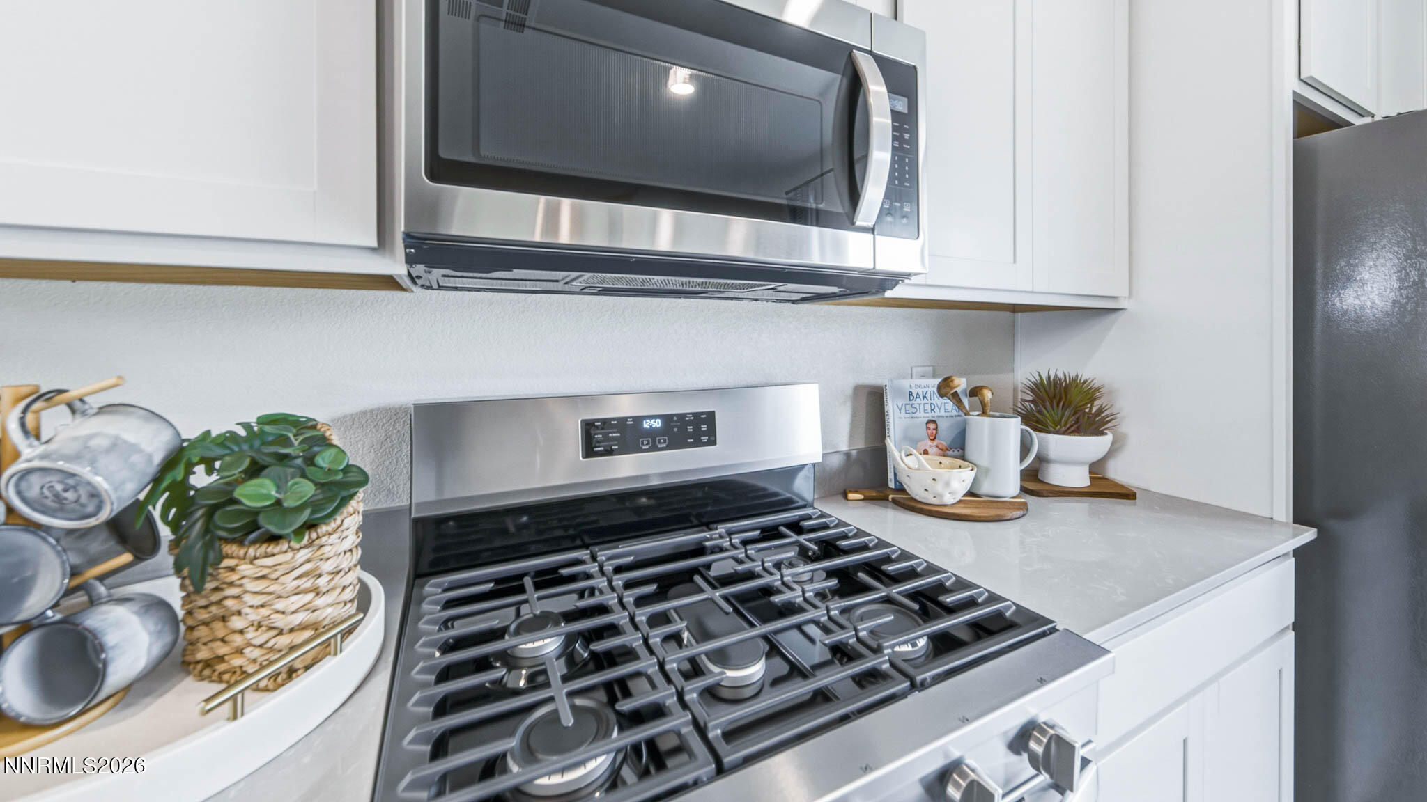 3615 George Sullivan Parkway Reno, NV 89512 - Photo 11 of 29 Kitchen