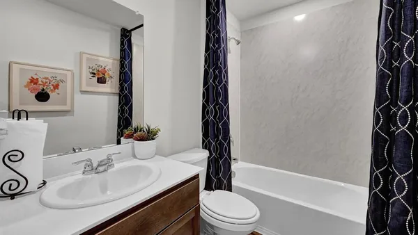 $288,990 | 3204 Charleston Drive, Ennis, TX 75119