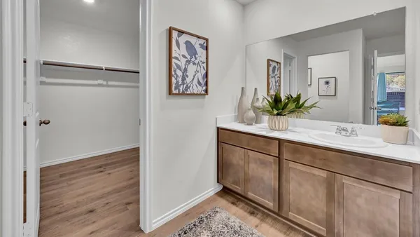 $288,990 | 3204 Charleston Drive, Ennis, TX 75119