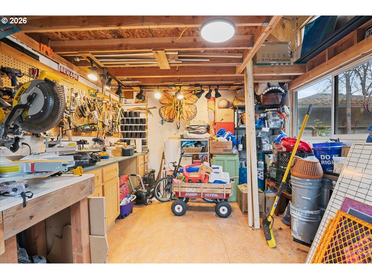 111 South 3rd Street Independence, OR 97351 - Photo 40 of 45