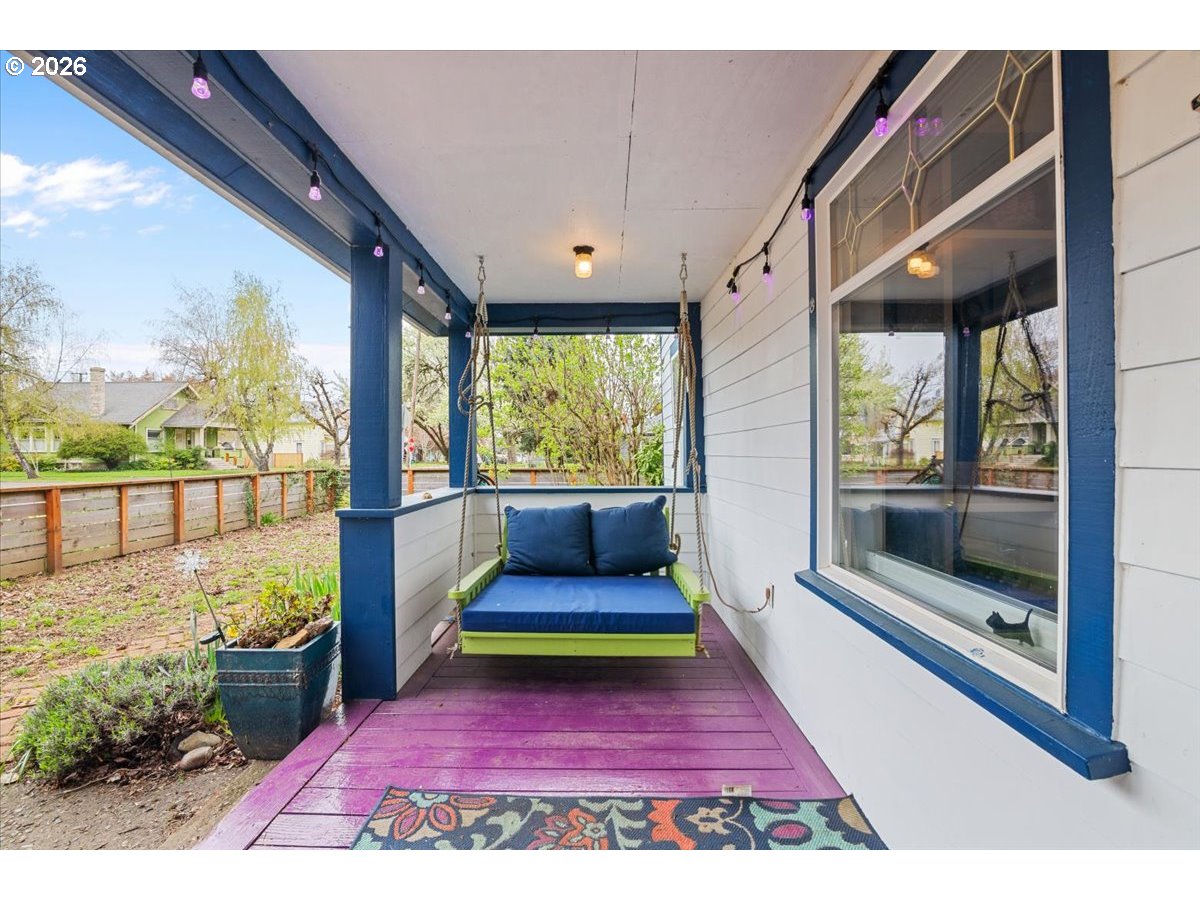 111 South 3rd Street Independence, OR 97351 - Photo 4 of 45